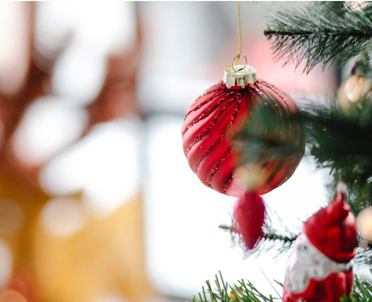 Why Artificial Christmas Trees Are Perfect for the Holidays